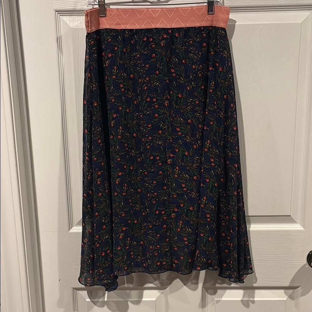 LuLaRoe Navy Midi Skirt with Coral Waistband and Tiny Floral Sprigs - Picture 3 of 9